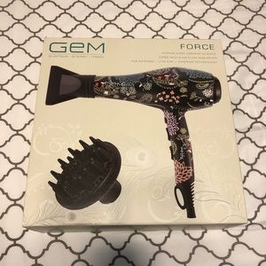 (SOLD on Mercari) GEM | hair dryer